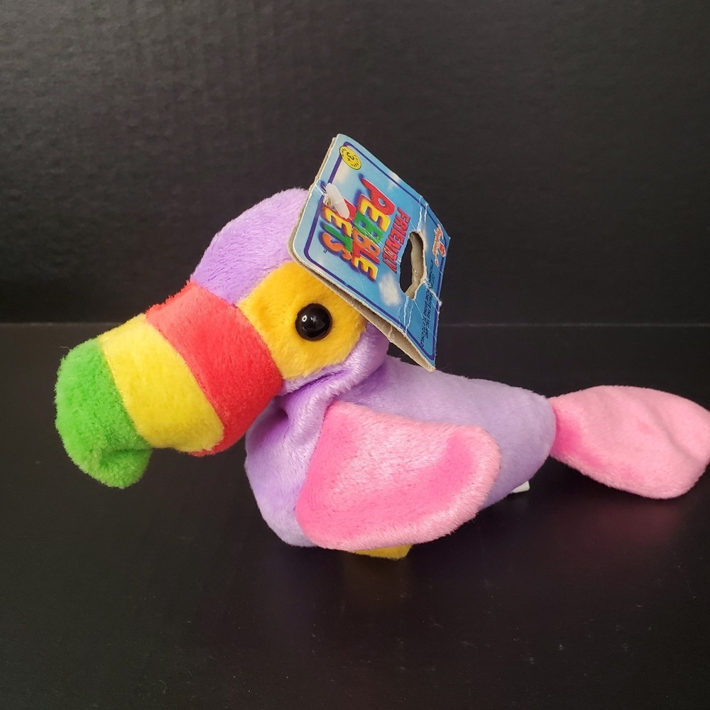 Tropical Tucan Bird‎ 1996 Imperial Friendly Pebble Pets Plush W/ Old Tags